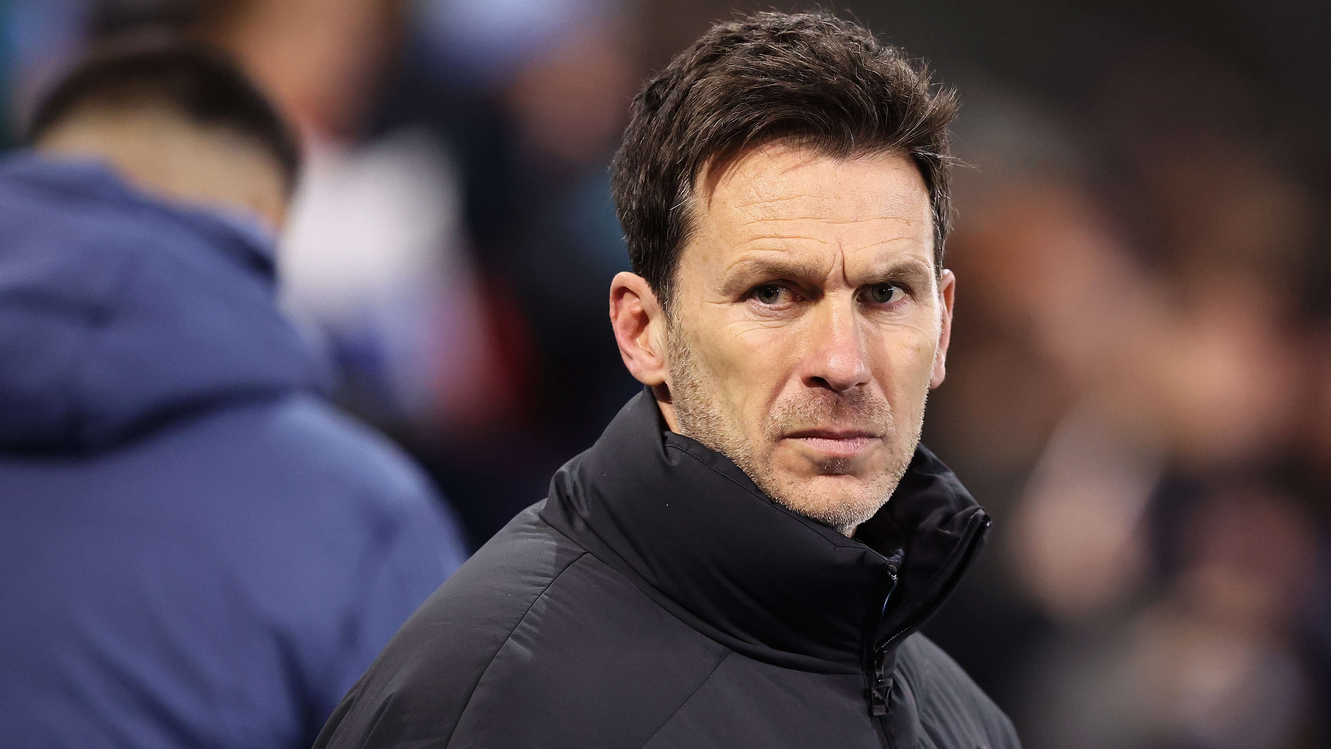 前场自由移 前场自由移